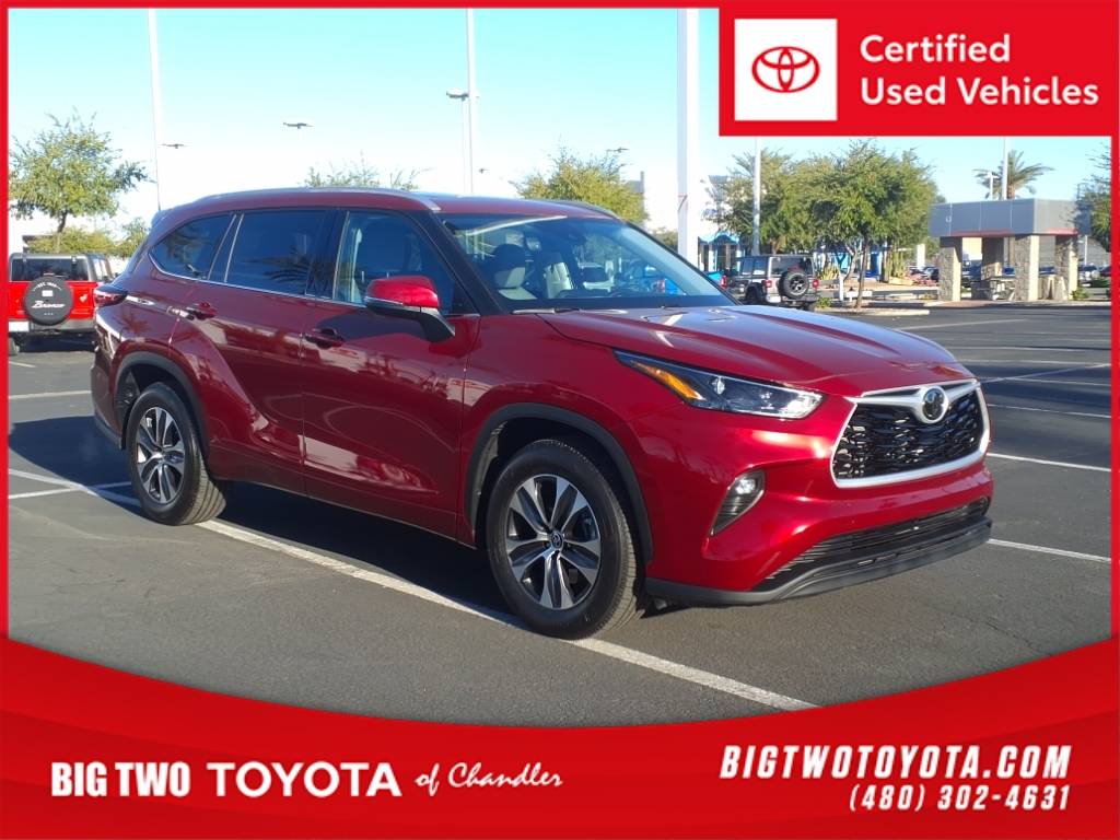 2022 Toyota Highlander XLE — SUV — 14,573 mi — Chandler, AZ