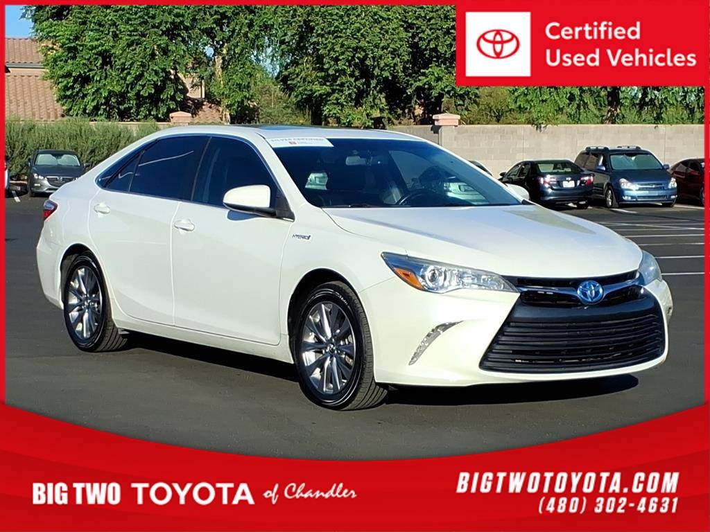 2017 Toyota Camry Hybrid LE — Sedan — 75,803 mi — Chandler, AZ