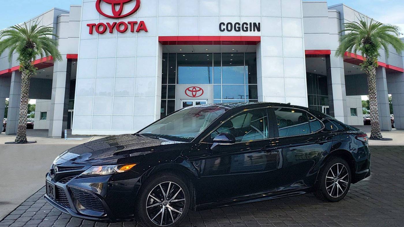 2023 Toyota Camry SE — Sedan — 55,885 mi — Jacksonville, FL