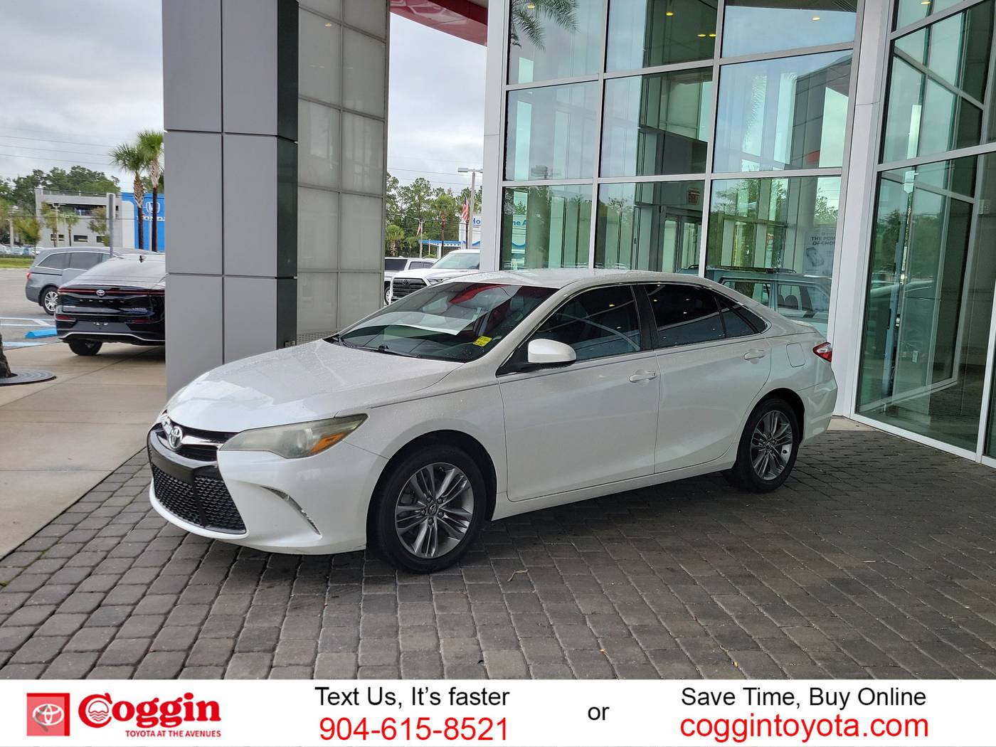 2017 Toyota Camry SE — Sedan — 117,697 mi — Jacksonville, FL