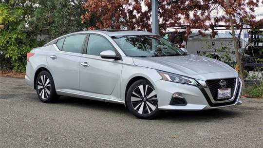 2021 Nissan Altima SV — Sedan — 28,331 mi — Folsom, CA