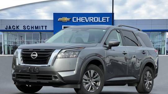 2024 Nissan Pathfinder SV — SUV — 1,730 mi — Wood River, IL
