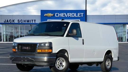 2022 GMC Savana Cargo Van Base — Cargo Van — 10,143 mi — Wood River, IL