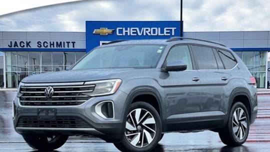 2024 Volkswagen Atlas SE with Technology — SUV — 22,112 mi — Wood River, IL