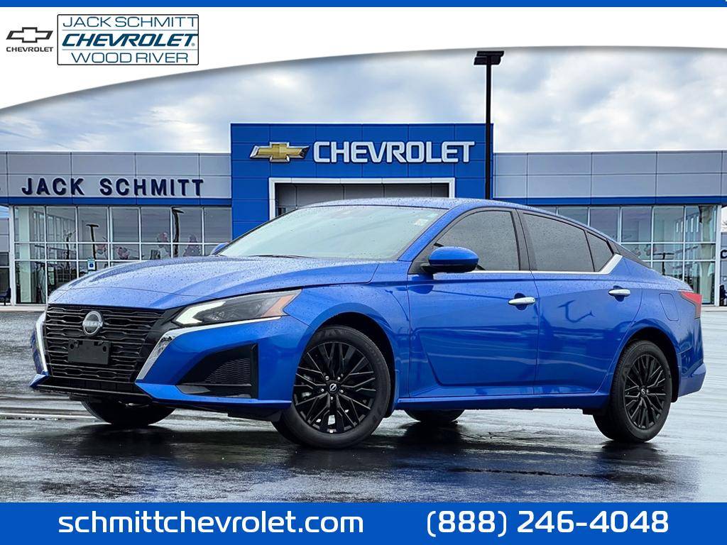 2025 Nissan Altima SV — Sedan — 953 mi — Wood River, IL
