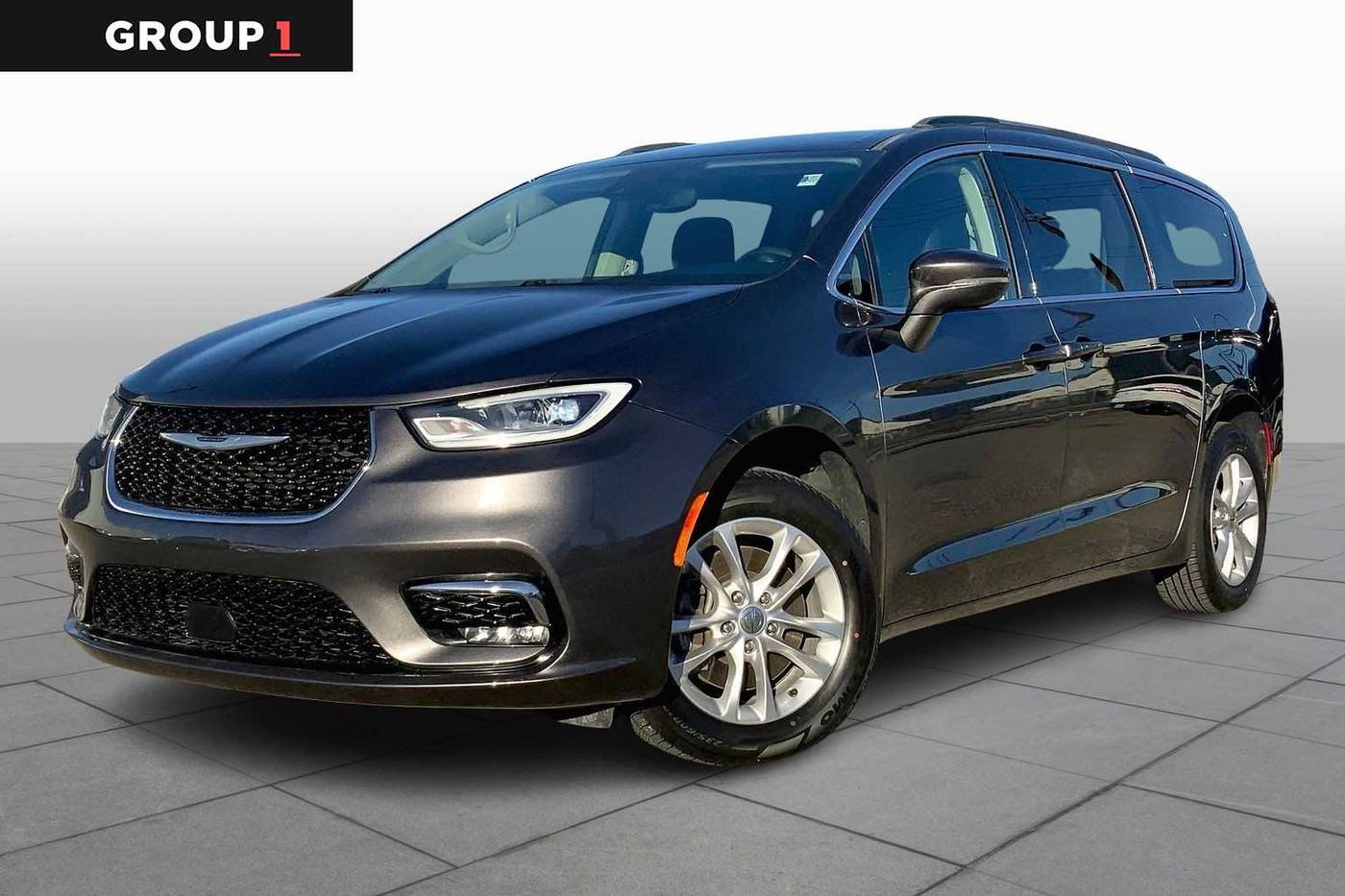 2021 Chrysler Pacifica Touring — Minivan — 118,047 mi — Houston, TX