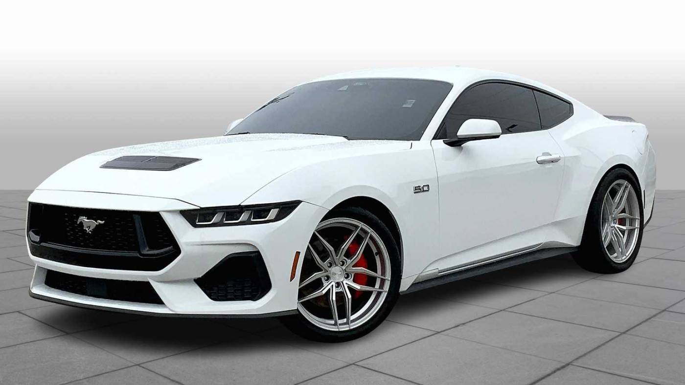 2024 Ford Mustang GT Premium — Coupe — 33,620 mi — Houston, TX