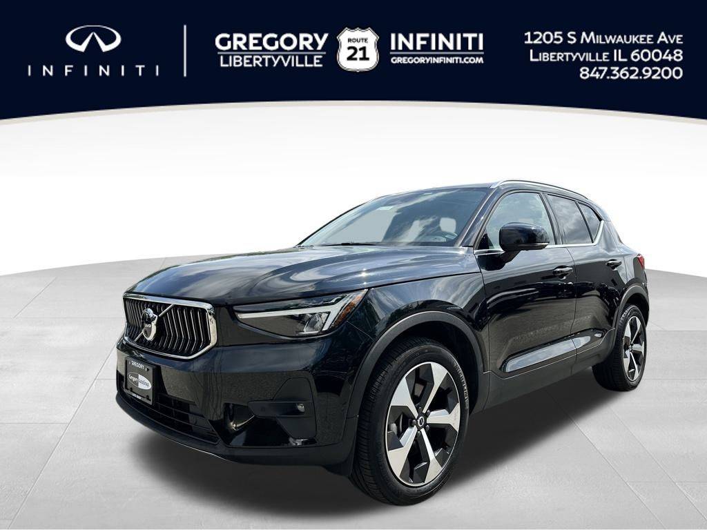 2025 Volvo XC40 Plus — SUV — 14,376 mi — Libertyville, IL