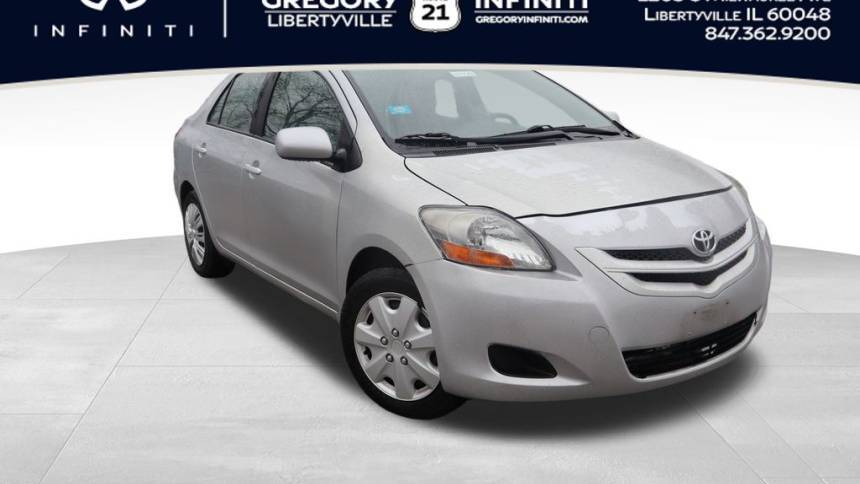 2007 Toyota Yaris Base — Sedan — 189,945 mi — Libertyville, IL