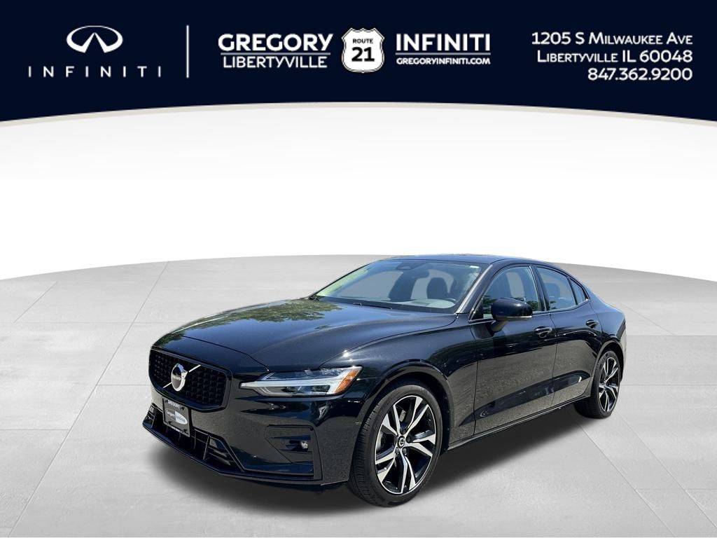 2024 Volvo S60 Core — Sedan — 17,304 mi — Libertyville, IL