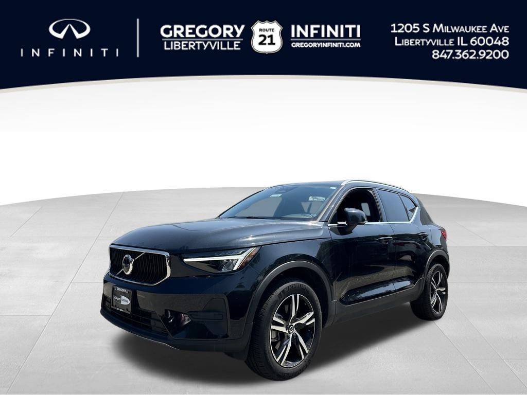 2025 Volvo XC40 Core — SUV — 13,492 mi — Libertyville, IL