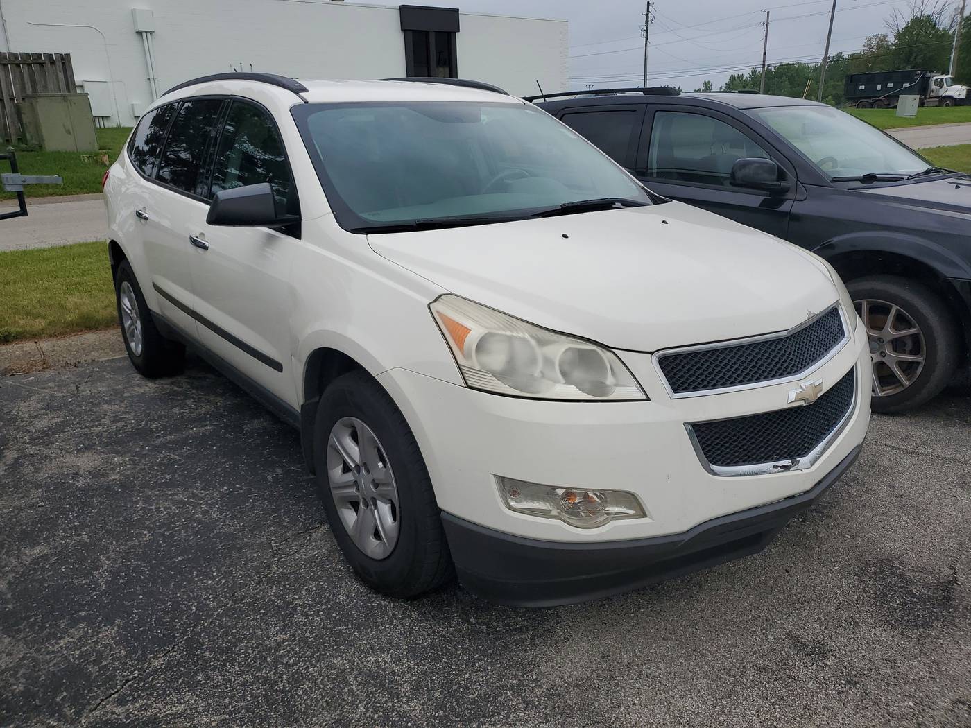 2011 Chevrolet Traverse LS — SUV — 216,978 mi — Indianapolis, IN