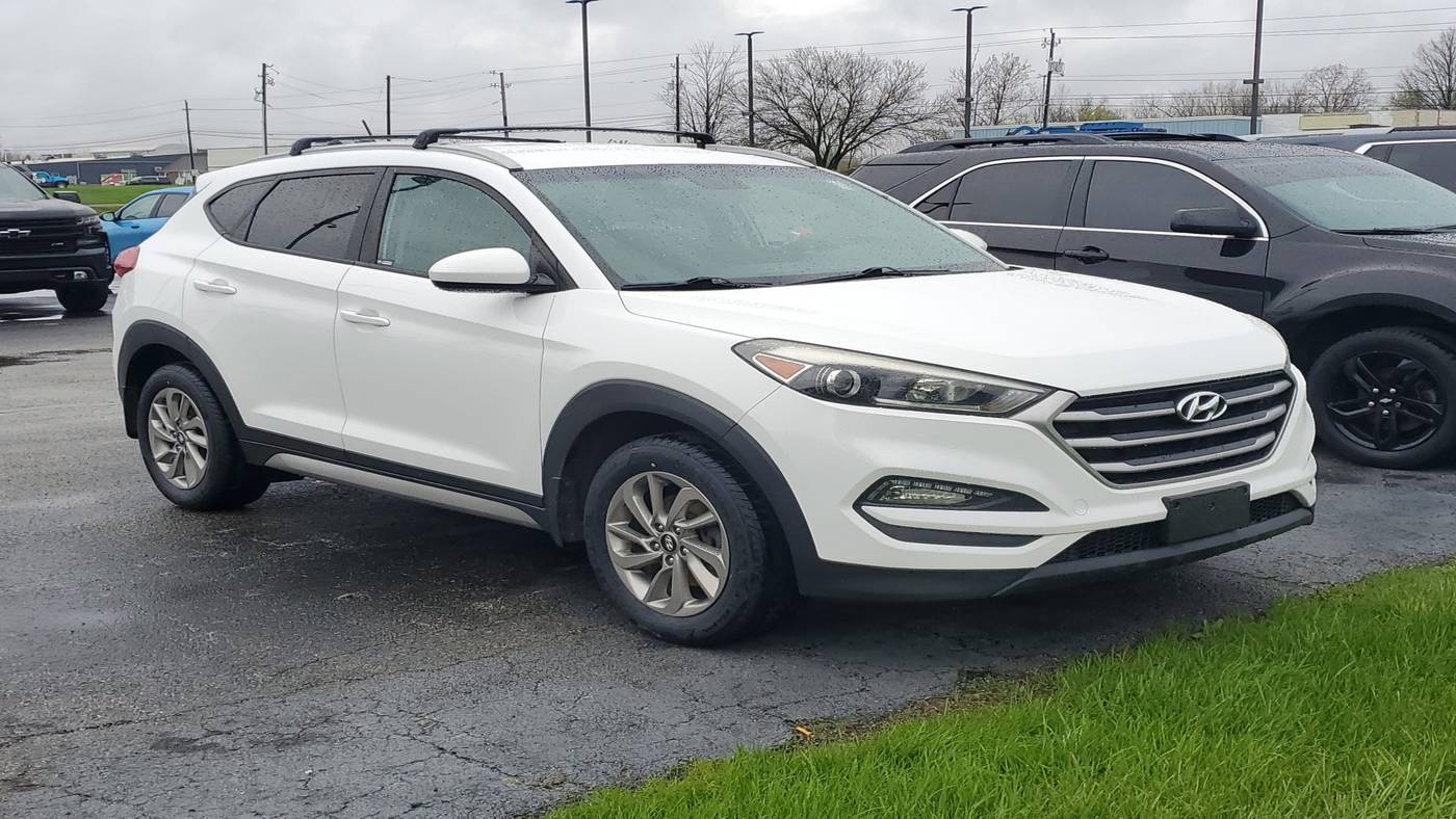 2017 Hyundai Tucson SE — SUV — 98,439 mi — Indianapolis, IN
