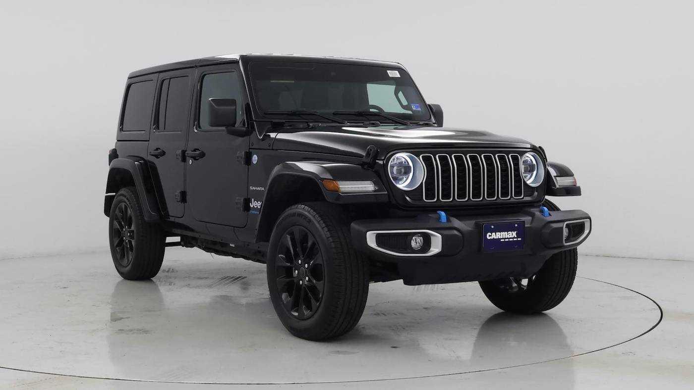 2024 Jeep Wrangler Sahara