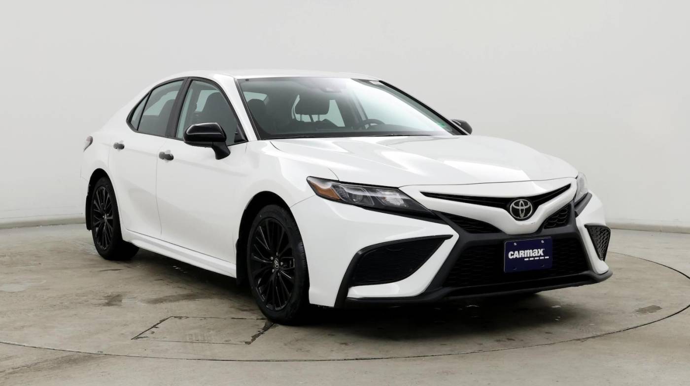 2021 Toyota Camry SE Nightshade — Sedan — 28,770 mi — Harrisonburg, VA