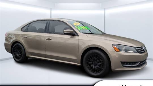 2015 Volkswagen Passat 1.8T S — Sedan — 179,176 mi — Jacksonville, FL