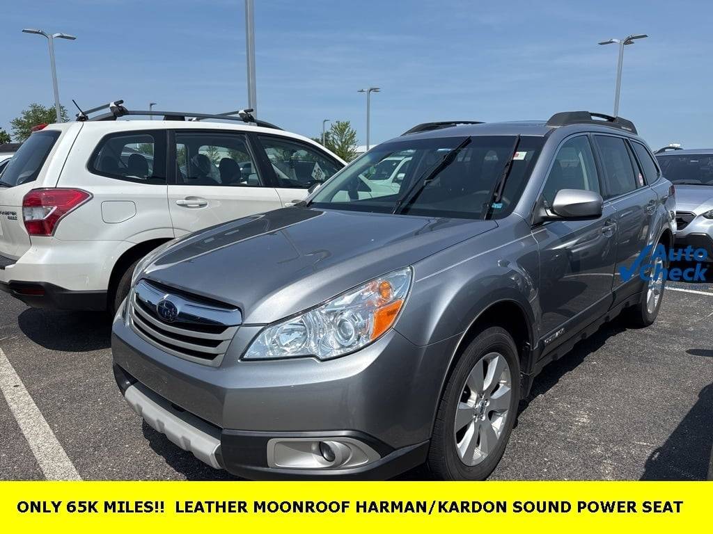 2011 Subaru Outback 2.5i Limited — SUV — 65,148 mi — Naperville, IL
