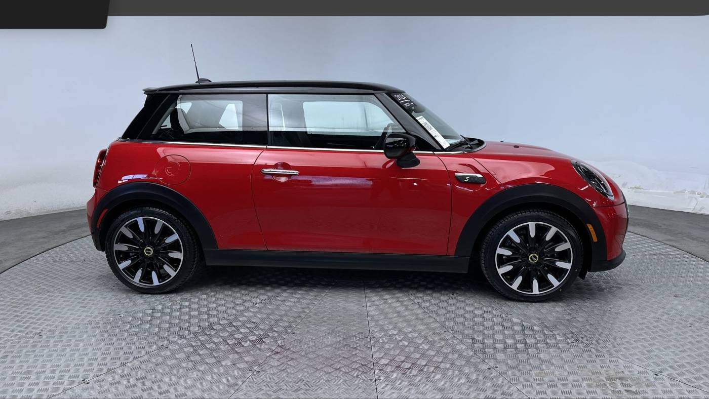 2024 MINI Electric Hardtop Cooper SE — Hatchback — 7,023 mi — Highlands Ranch, CO