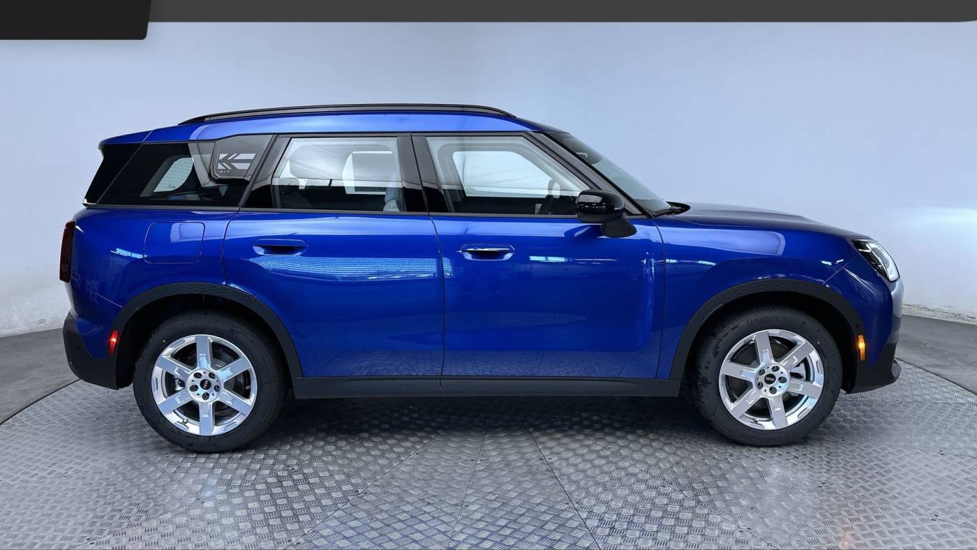 2025 MINI Countryman S — SUV — 8 mi — Highlands Ranch, CO