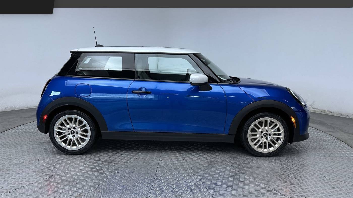 2025 MINI Hardtop Cooper — Hatchback — 40 mi — Highlands Ranch, CO
