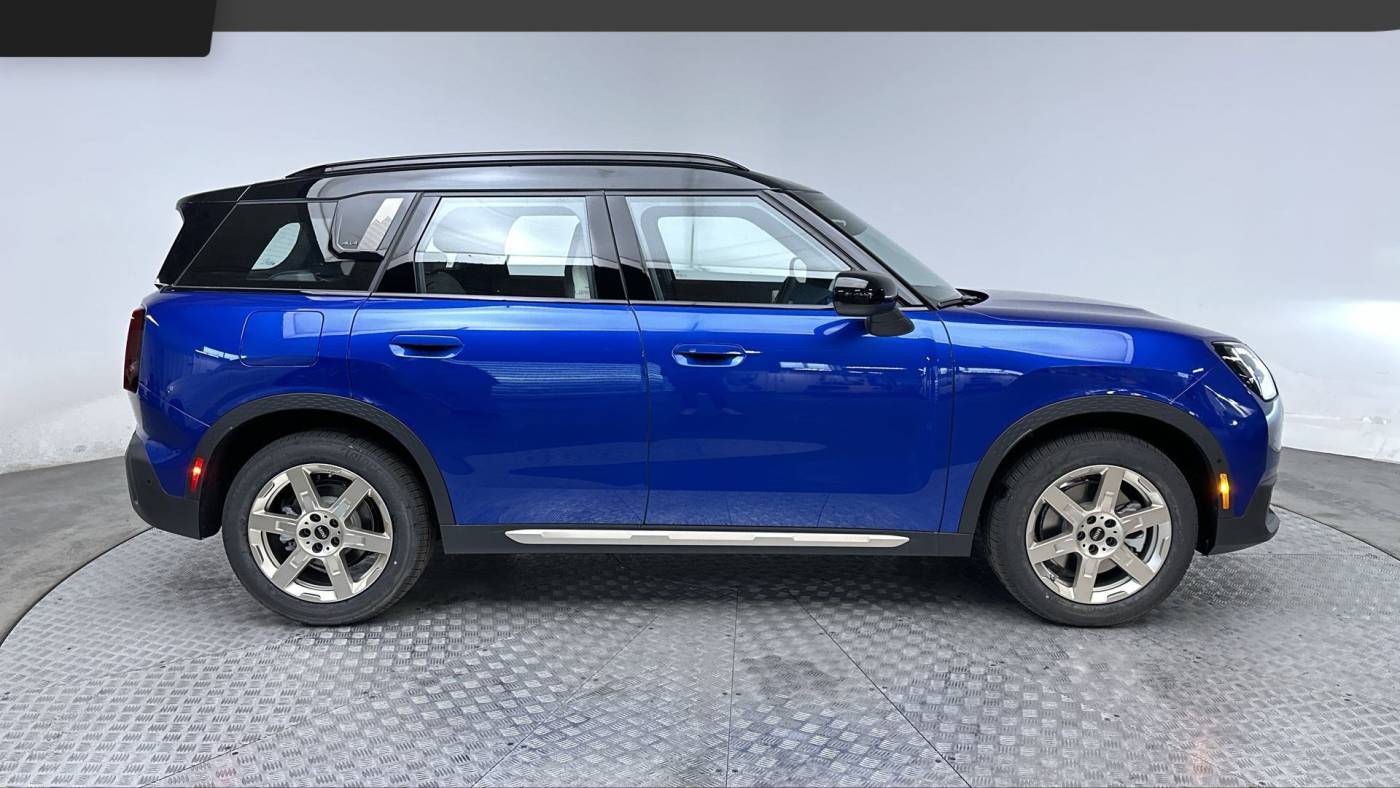 2025 MINI Countryman S — SUV — 9 mi — Highlands Ranch, CO