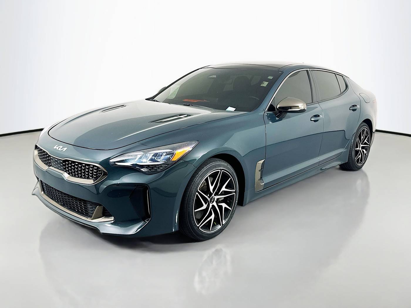 2023 Kia Stinger GT-Line — Hatchback — 35,565 mi — Tampa, FL