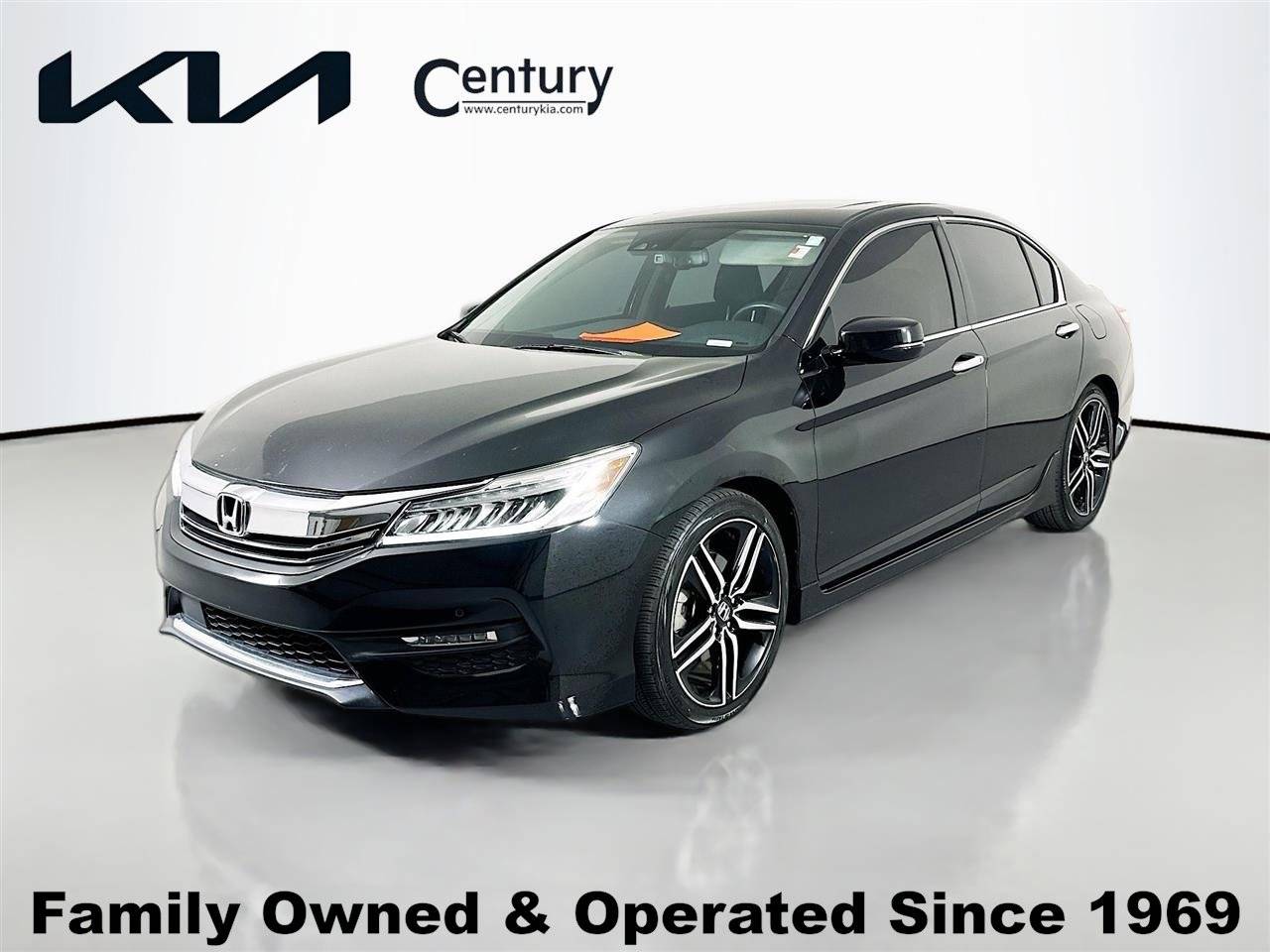 2016 Honda Accord Touring — Sedan — 108,746 mi — Tampa, FL