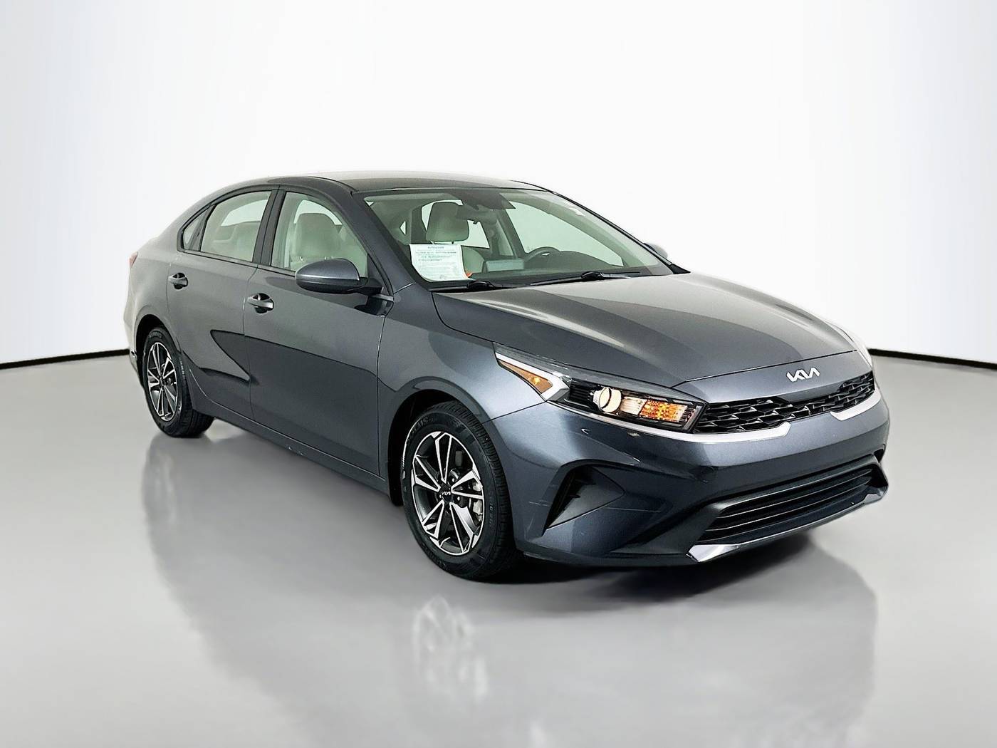 2022 Kia Forte LXS — Sedan — 11,279 mi — Tampa, FL