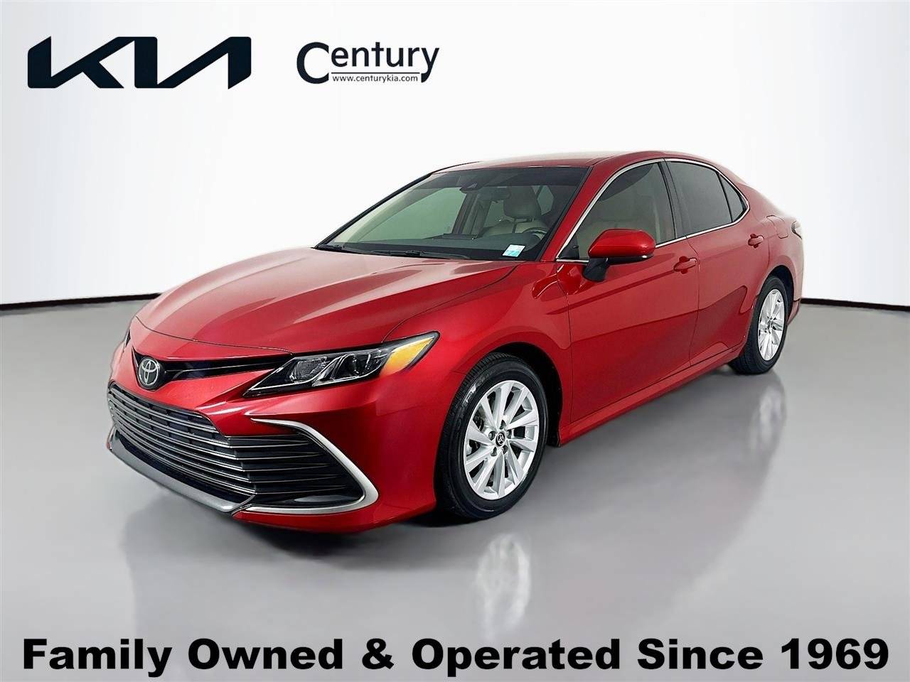 2023 Toyota Camry LE — Sedan — 31,495 mi — Tampa, FL