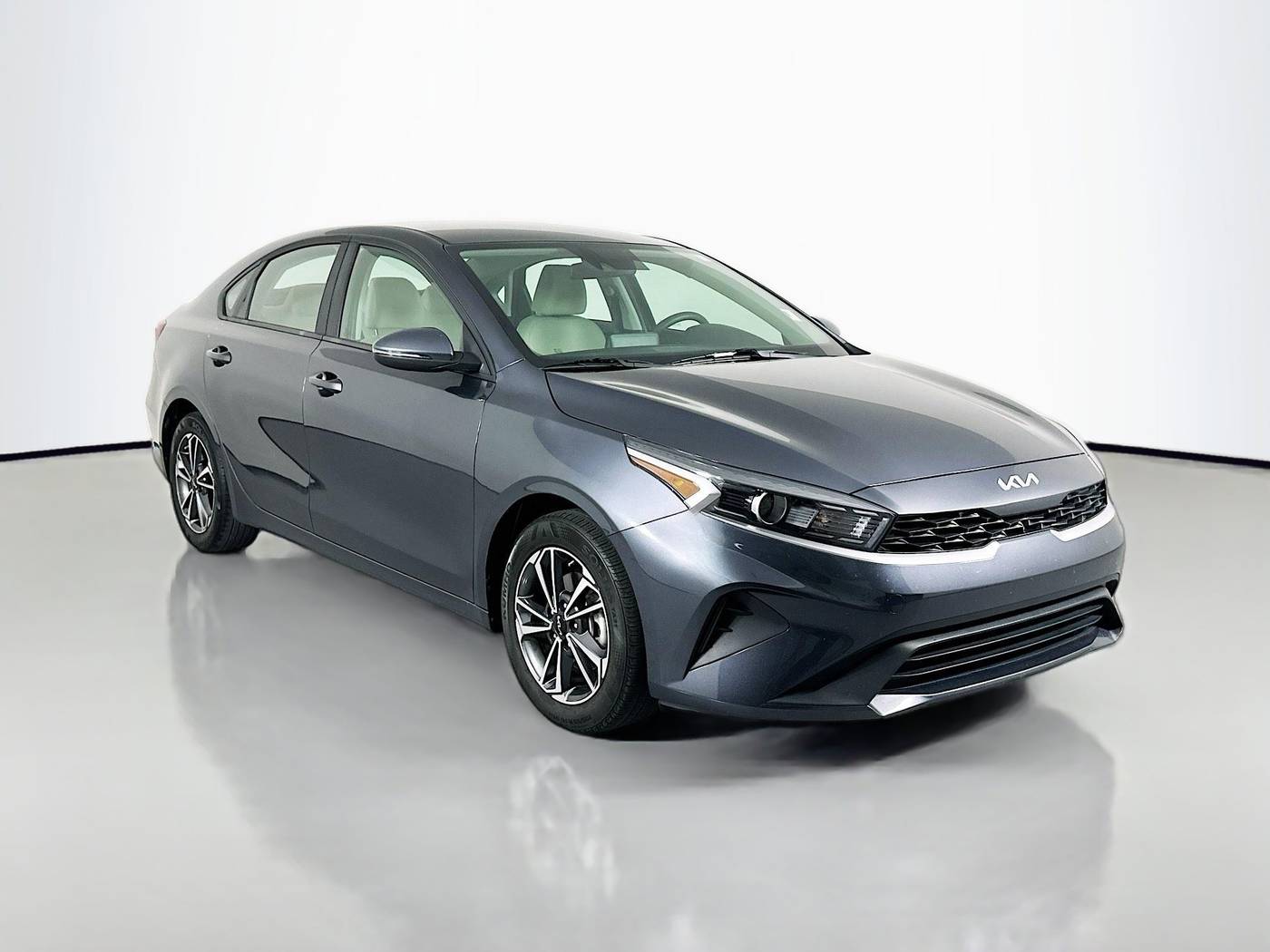 2022 Kia Forte LXS — Sedan — 54,561 mi — Tampa, FL