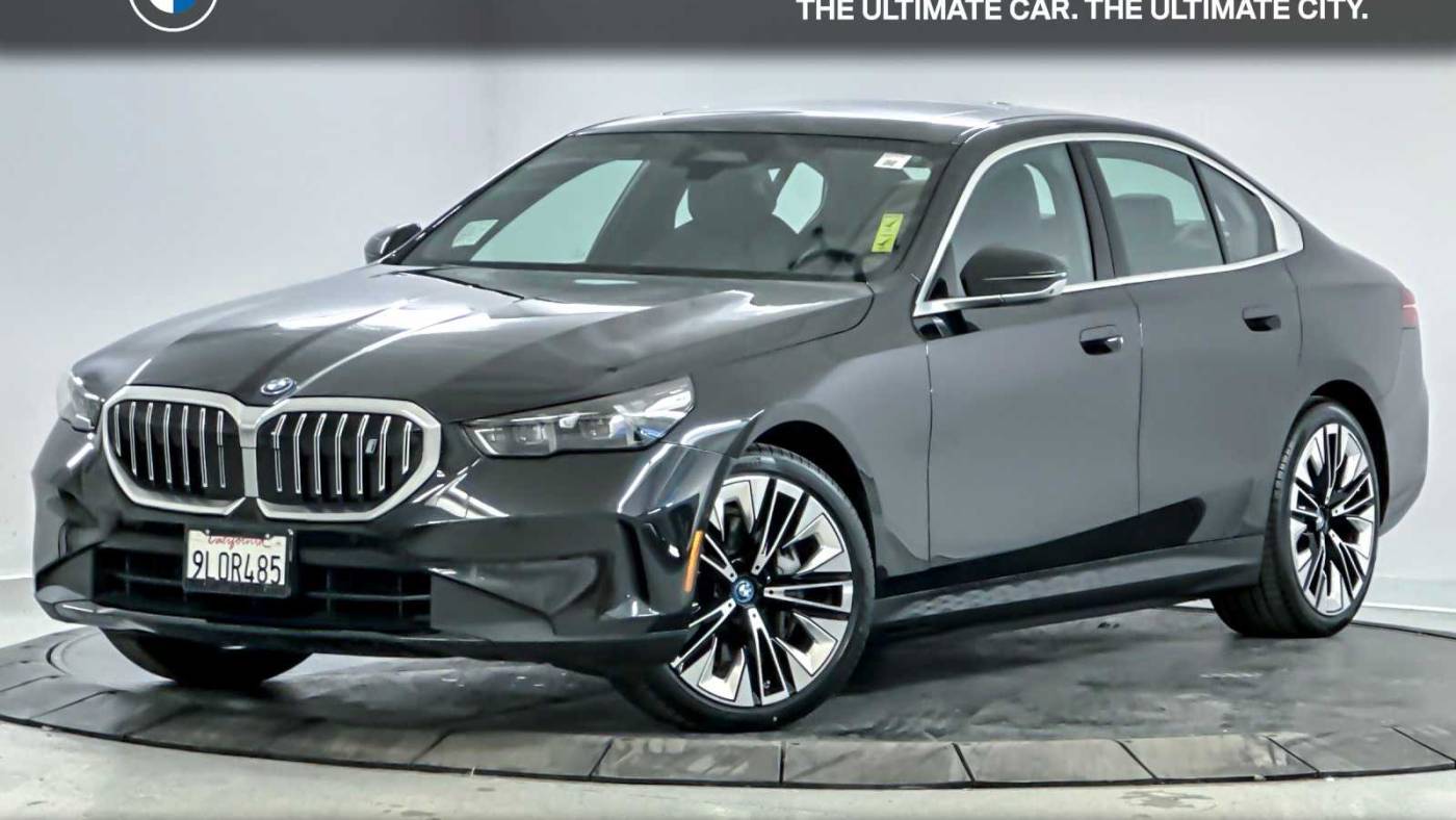 2024 BMW i5 eDrive40 — Sedan — 8,186 mi — San Francisco, CA