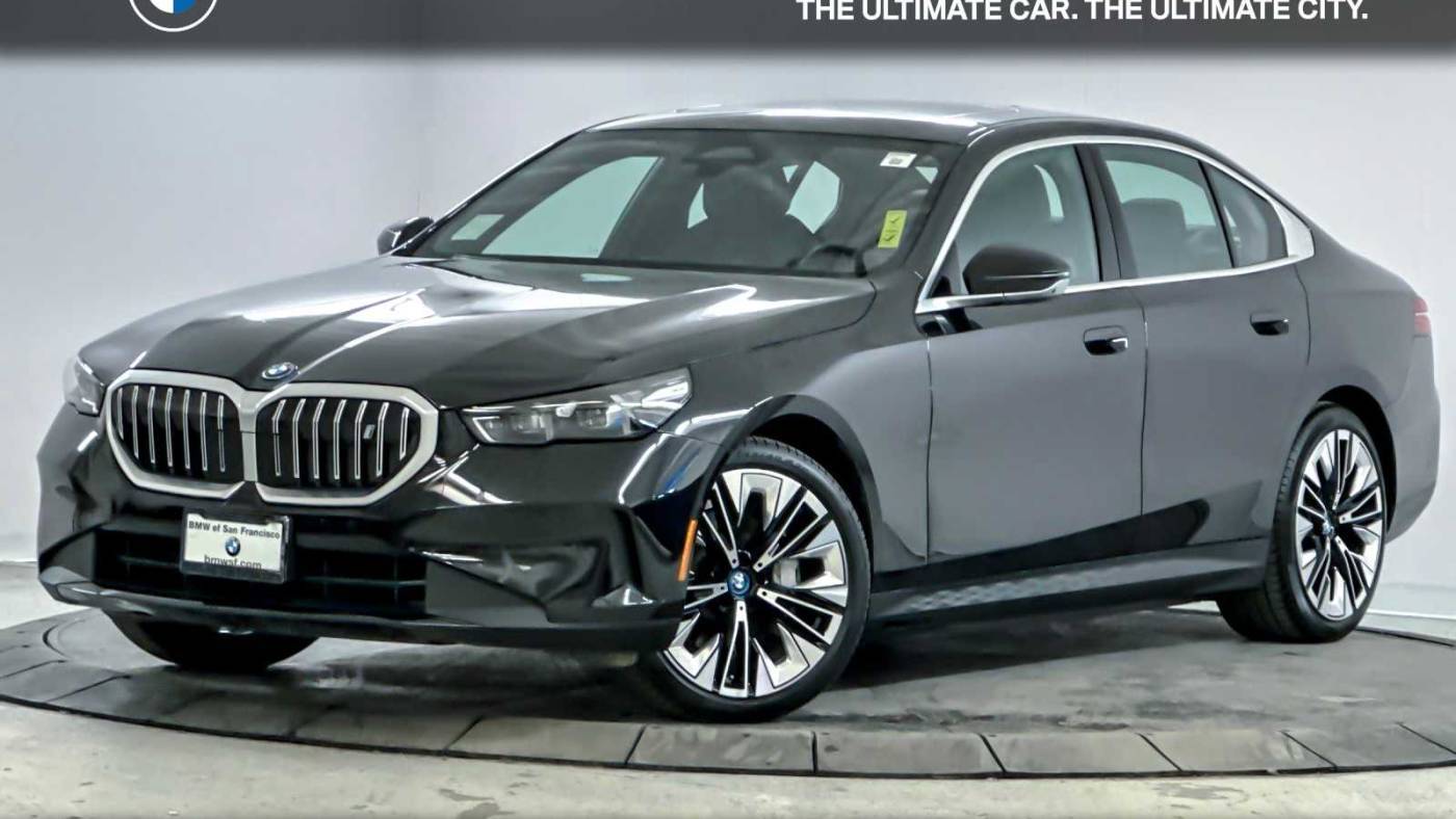 2024 BMW i5 eDrive40 — Sedan — 4,229 mi — San Francisco, CA