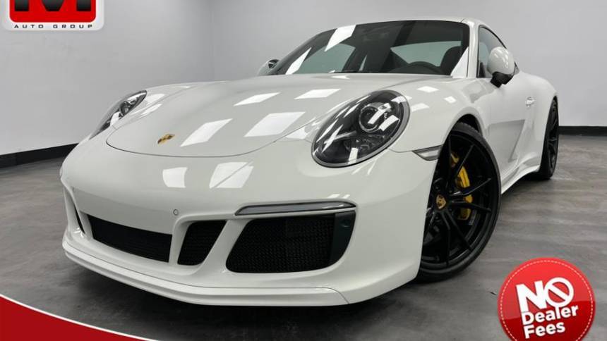 2019 Porsche 911 Carrera GTS
