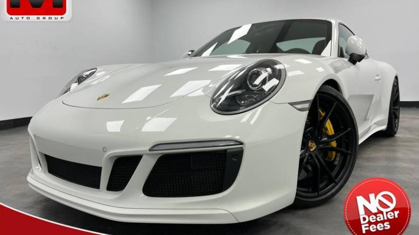 2019 Porsche 911 Carrera GTS