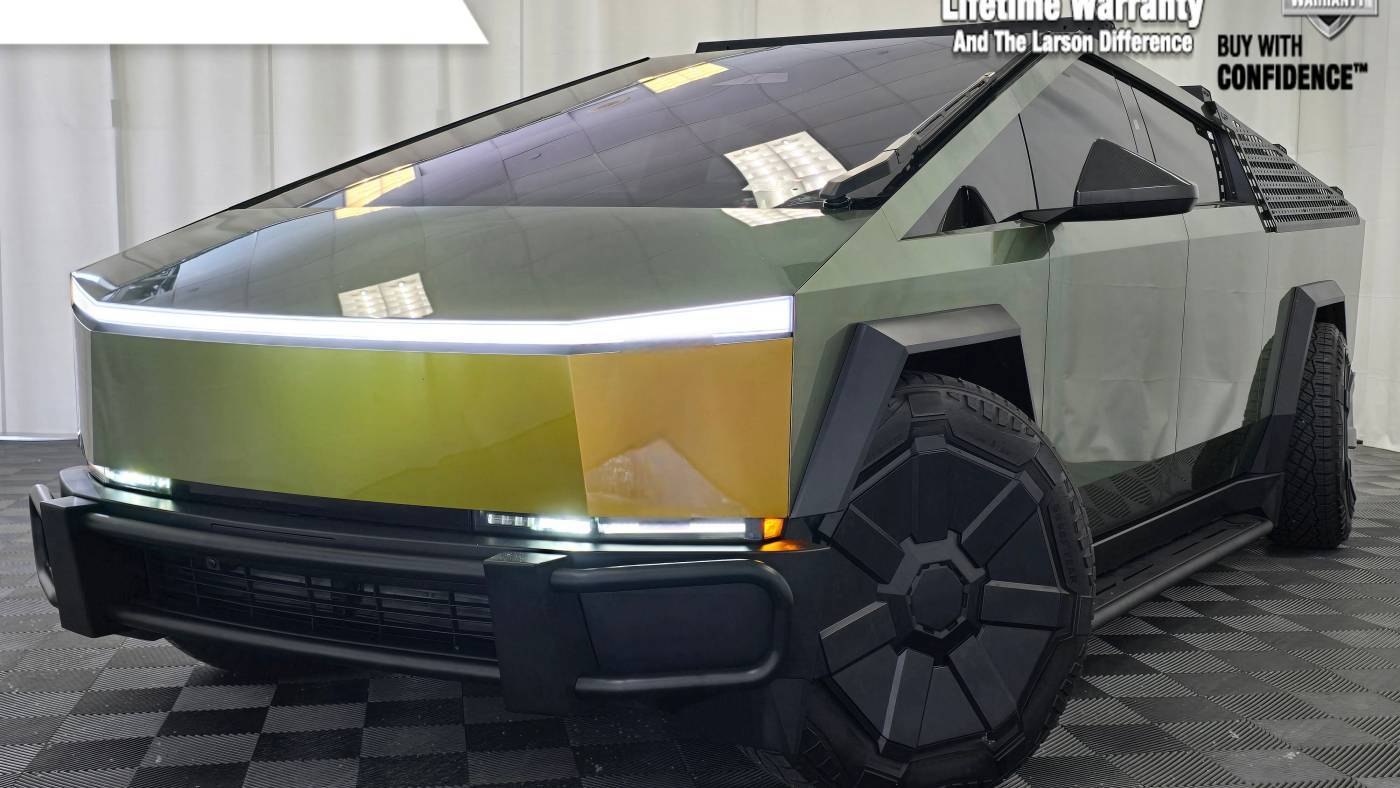 2024 Tesla Cybertruck Cyberbeast