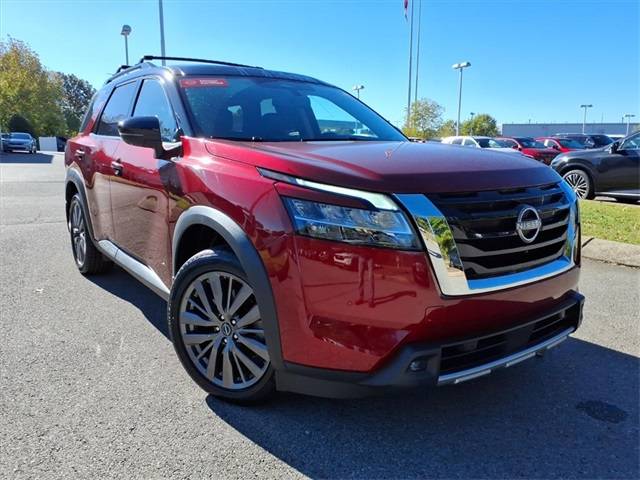 2022 Nissan Pathfinder SL — SUV — 75,608 mi — Clarksville, TN