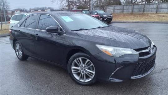 2017 Toyota Camry SE — Sedan — 141,159 mi — Clarksville, TN