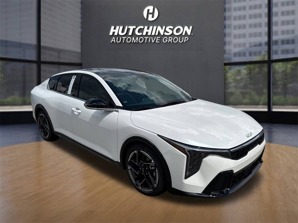 2025 Kia K4 GT-Line