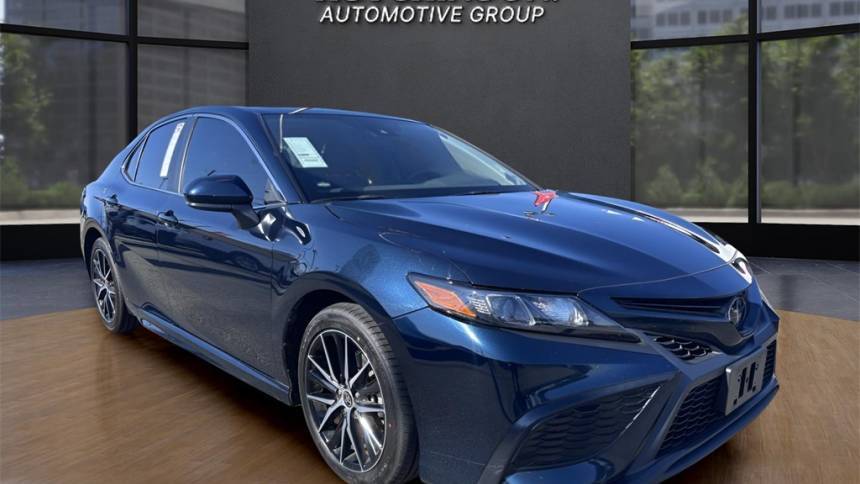 2021 Toyota Camry SE — Sedan — 102,644 mi — Albany, GA