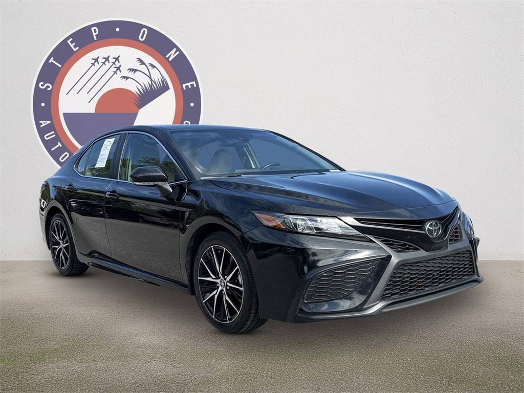 2023 Toyota Camry SE — Sedan — 61,280 mi — Pensacola, FL
