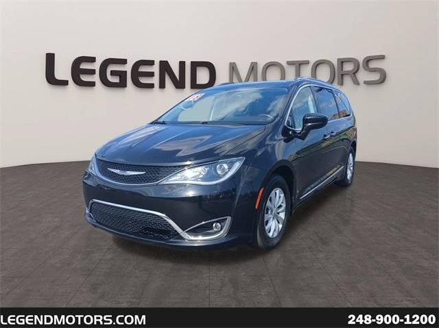 2018 Chrysler Pacifica Touring L — Minivan — 118,245 mi — Waterford, MI