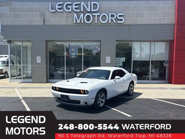 2017 Dodge Challenger SXT — Coupe — 69,974 mi — Waterford, MI
