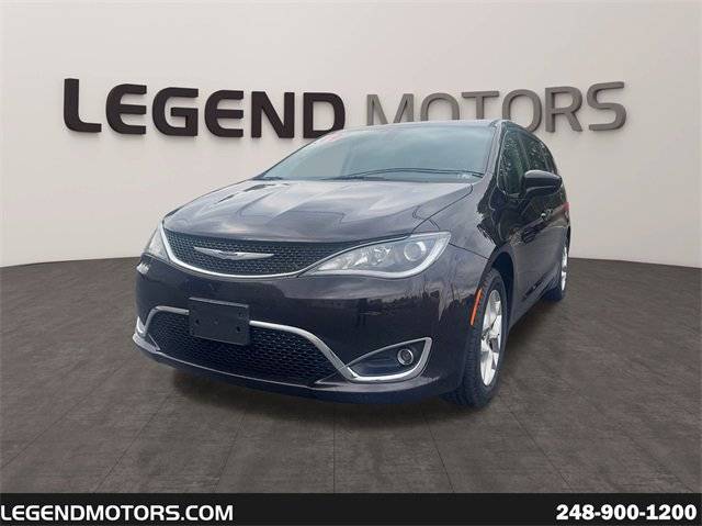 2019 Chrysler Pacifica Touring Plus — Minivan — 90,976 mi — Waterford, MI