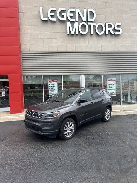 2023 Jeep Compass Latitude Lux — SUV — 14,001 mi — Waterford, MI