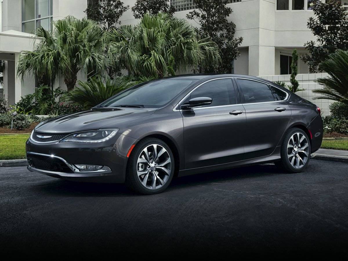 2016 Chrysler 200 Limited — Sedan — 146,612 mi — Waterford, MI