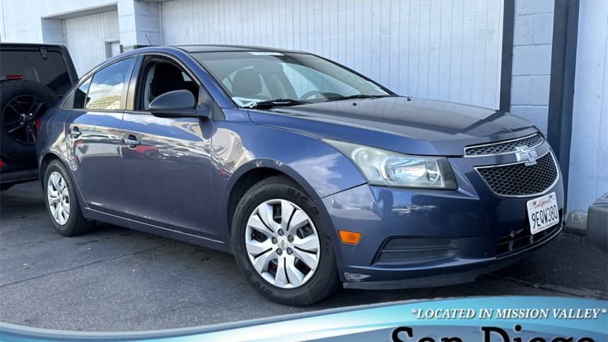 2013 Chevrolet Cruze LS — Sedan — 109,371 mi — San Diego, CA