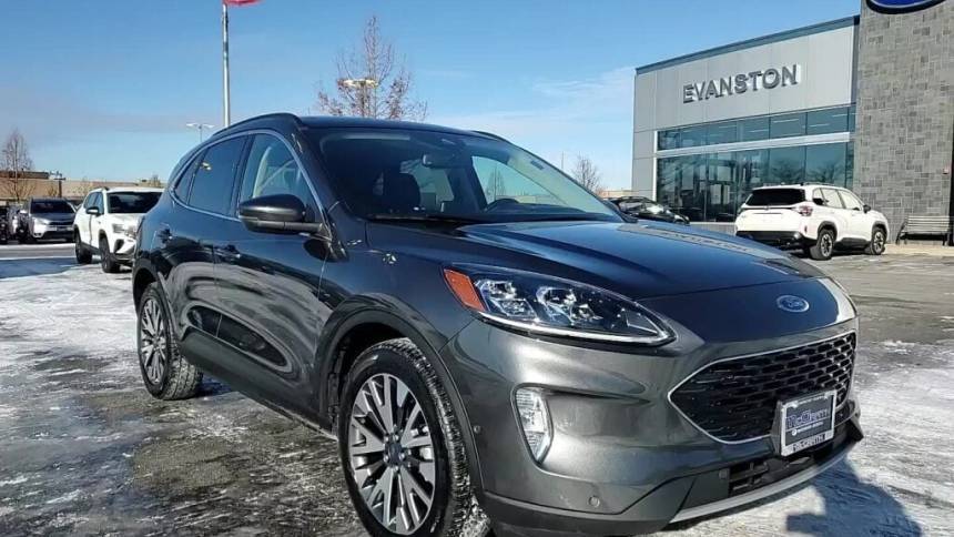 2020 Ford Escape Titanium — SUV — 75,356 mi — Skokie, IL