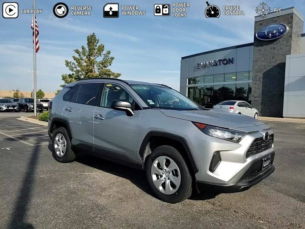 2019 Toyota RAV4 LE — SUV — 33,821 mi — Skokie, IL