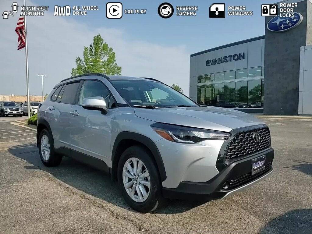 2022 Toyota Corolla Cross LE — SUV — 20,031 mi — Skokie, IL