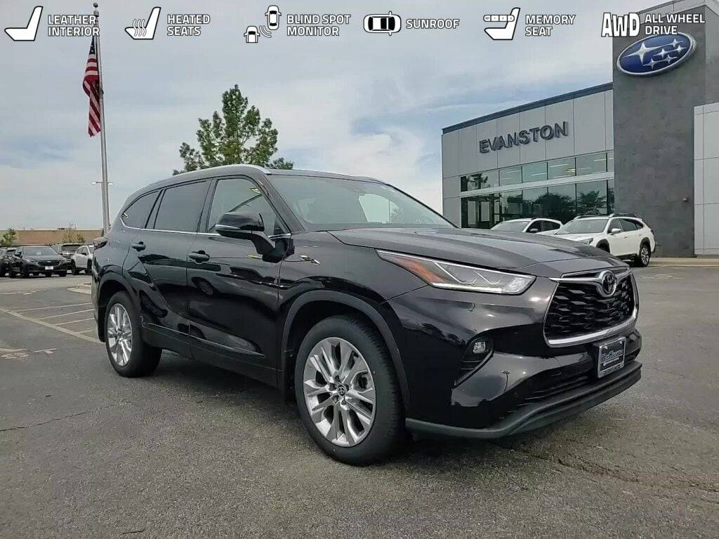 2022 Toyota Highlander Limited — SUV — 16,460 mi — Skokie, IL